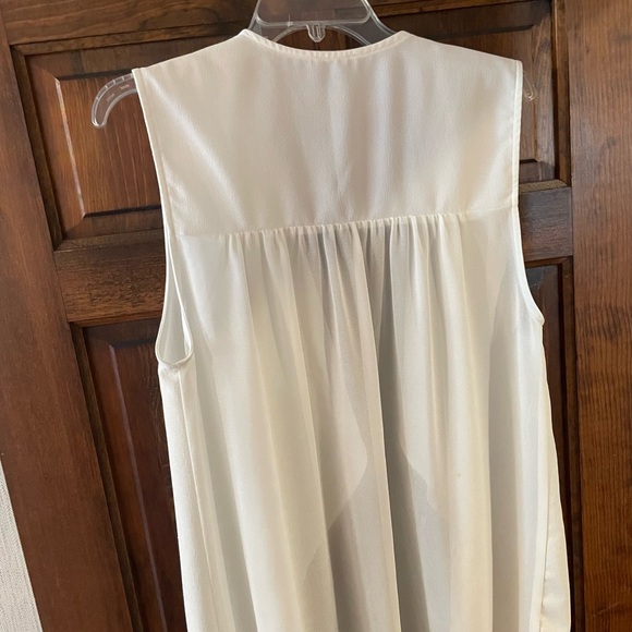 Guess chiffon vest - Picture 2 of 3